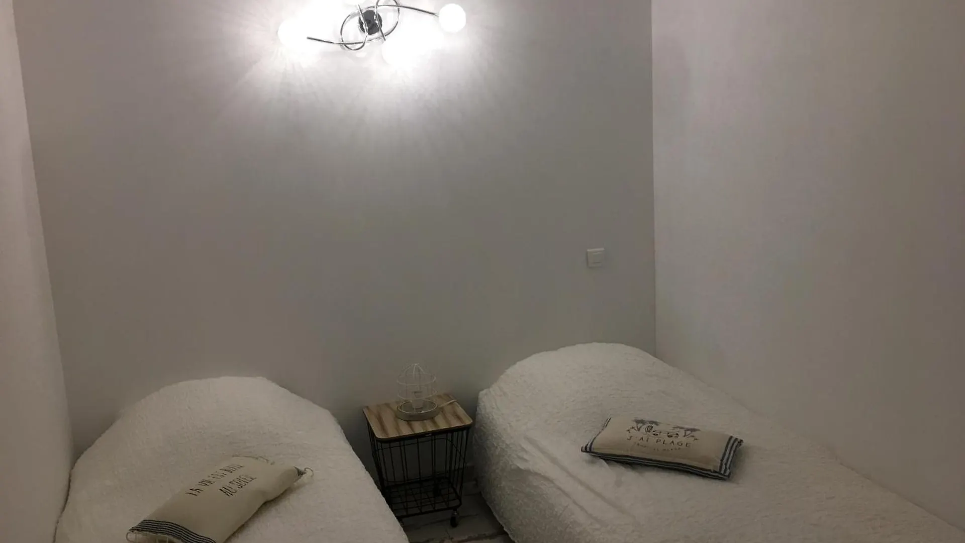 Appartement Le Mediterraneen A 300M De La Plage Et Au Centre Des Saintes Maries De La Mer Locamargue Apartment Saintes-Maries-de-La-Mer